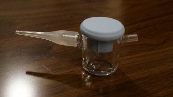 電動鼻水吸引器 (1)